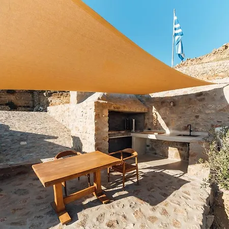 Salty, The Above Alemagou Experience * Ftelia (Mykonos)